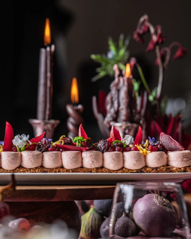 Oat and cranberry tart base 🍰 with a cassis whipped ganache @despinaantypa