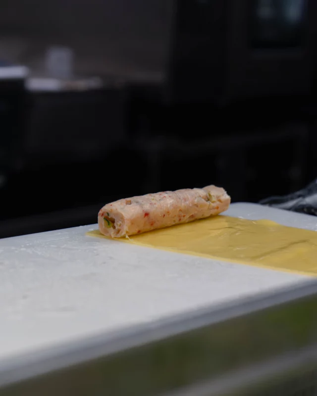Rolled by hand.
One by one.

Homemade cannelloni.